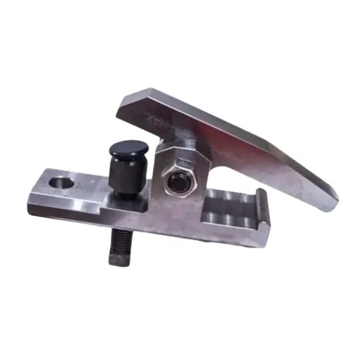 [420304] B/BREAKER OTR3000 CAT SHUR-LOK JAW (11043) (ACCESSORIES FOR 420303)